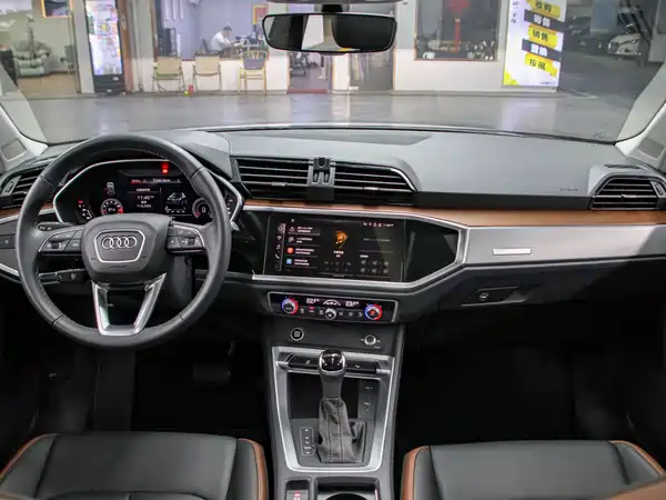 Audi Q3 2023