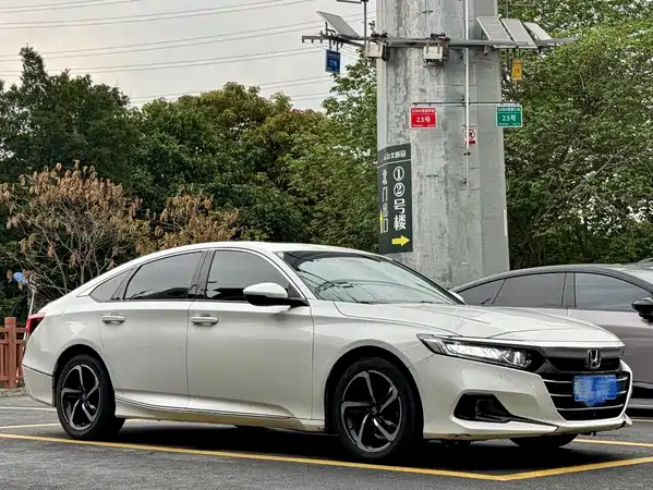 Honda Accord 2022
