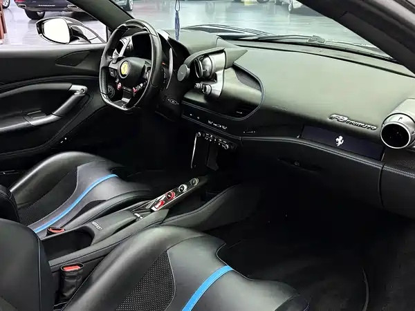 Ferrari F8 2019