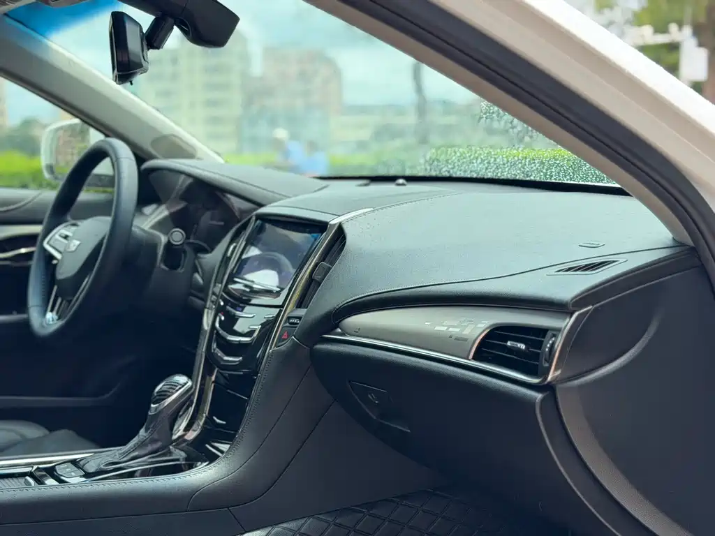 Cadillac ATS-L 2019 — фото 16