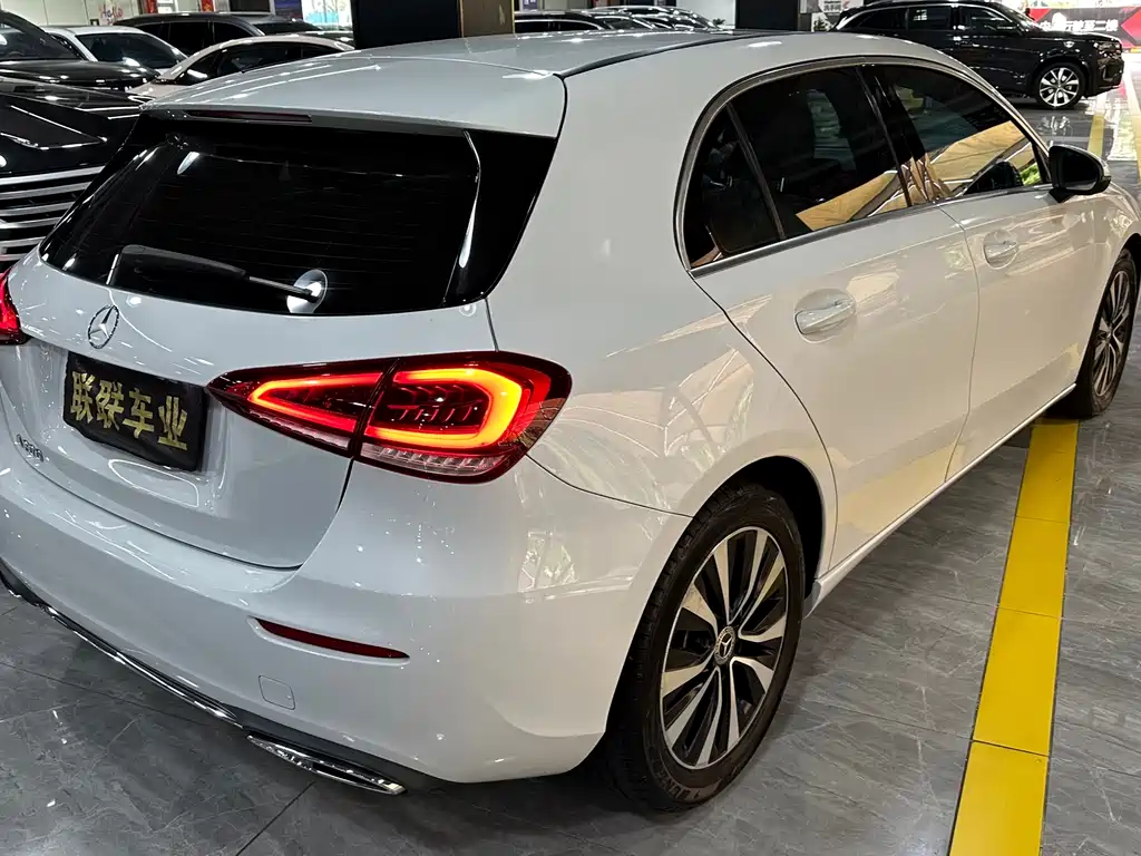 Mercedes-Benz A-Class 2021 — фото 8