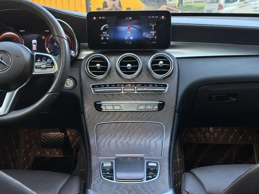 Mercedes-Benz GLC 2022 — фото 11