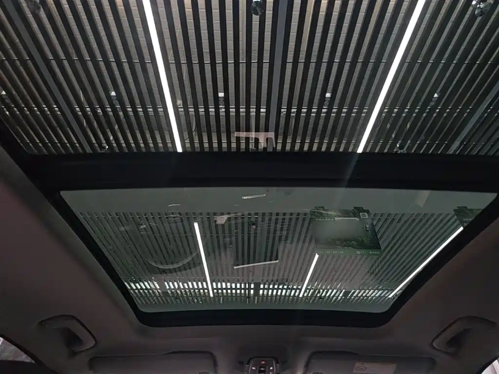 Audi Q5L 2021 — фото 18