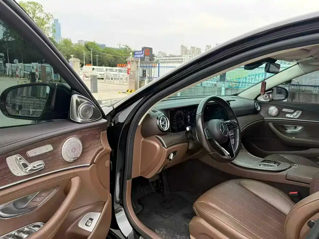 Mercedes-Benz E-Class 2021