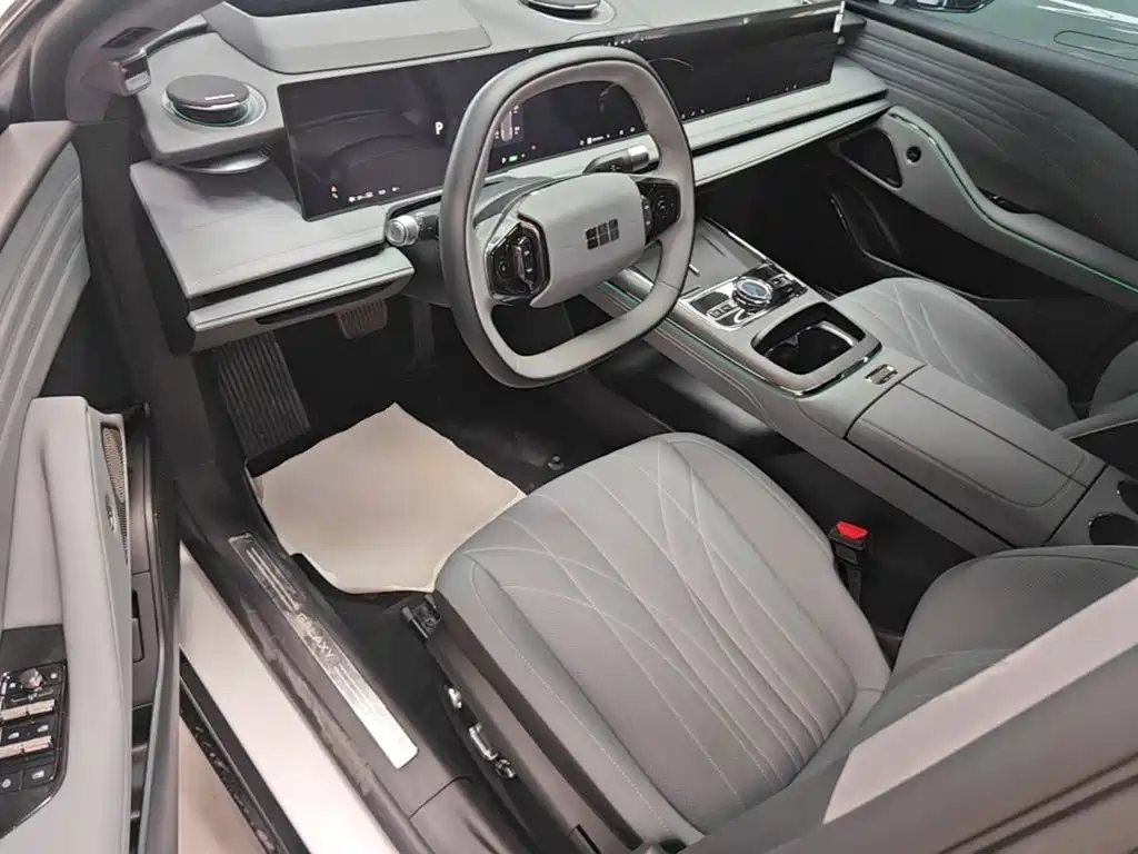 Geely Galaxy E8 2025 — фото 15