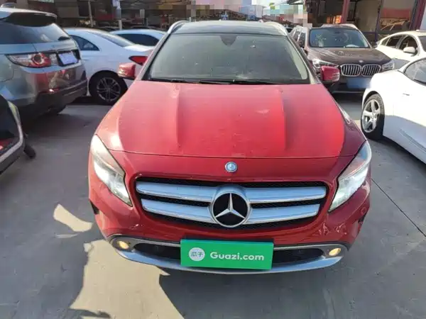 Mercedes-Benz GLA 2016
