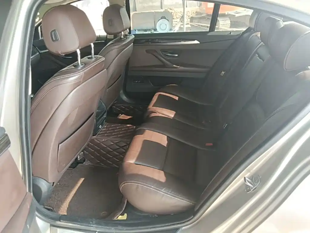 BMW 5 Series 2016 — фото 17