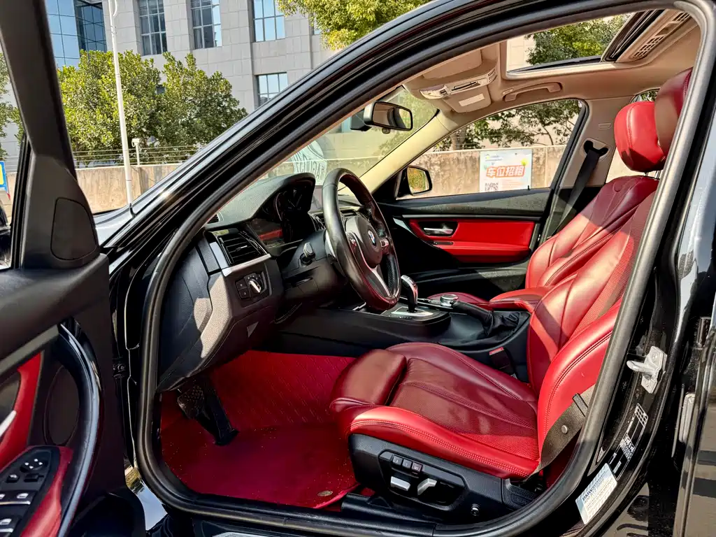 BMW 3 Series 2019