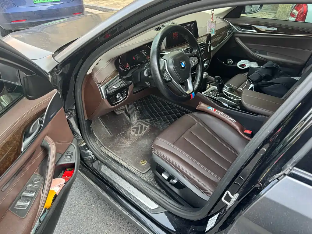 BMW 5 Series 2020