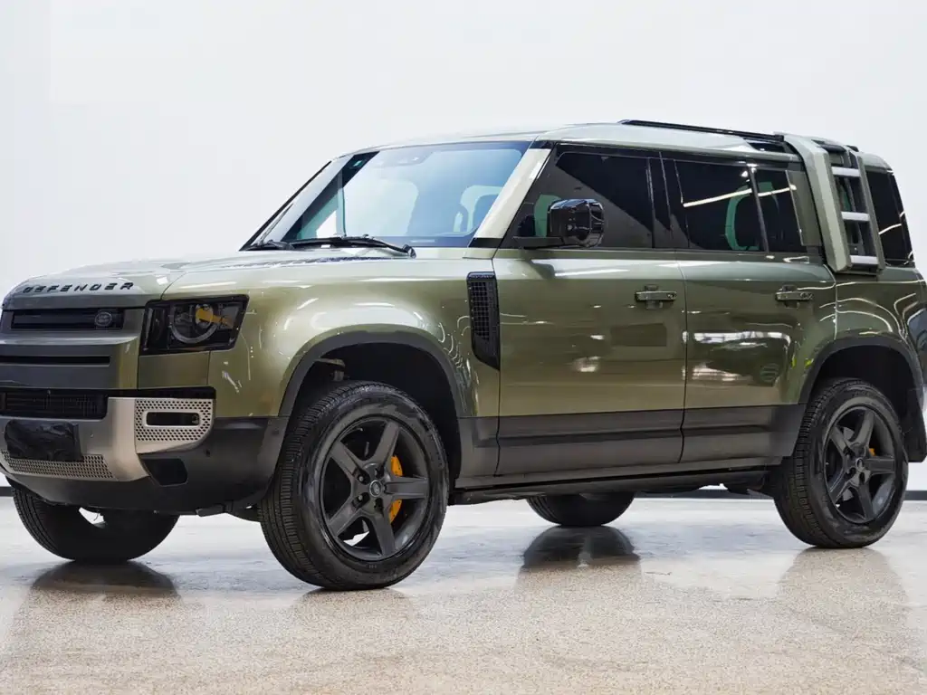 Land Rover Defender 2021 — фото 1