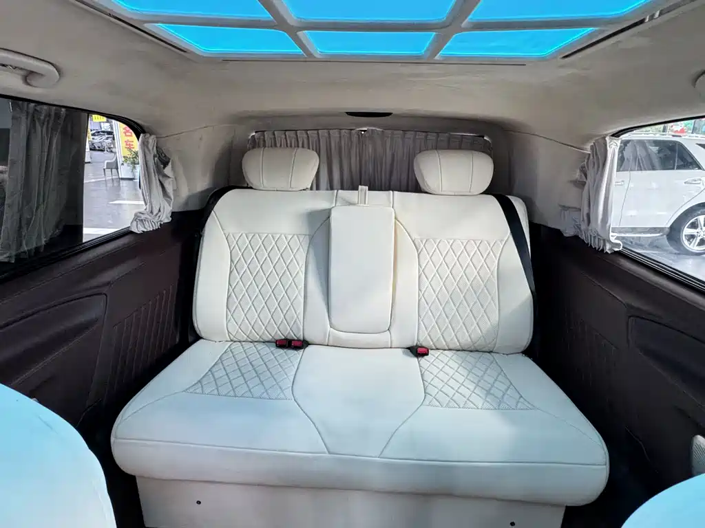 Mercedes-Benz Vito 2020 — фото 12