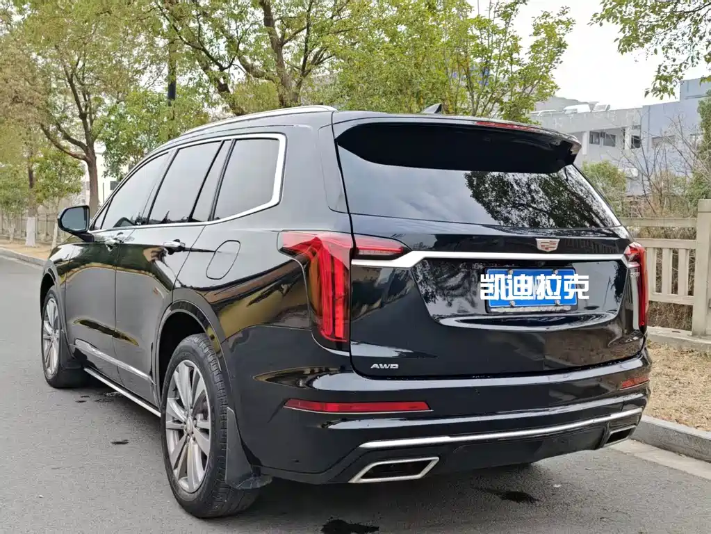 Cadillac XT6 2021 — фото 19