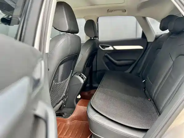 Audi Q3 2015