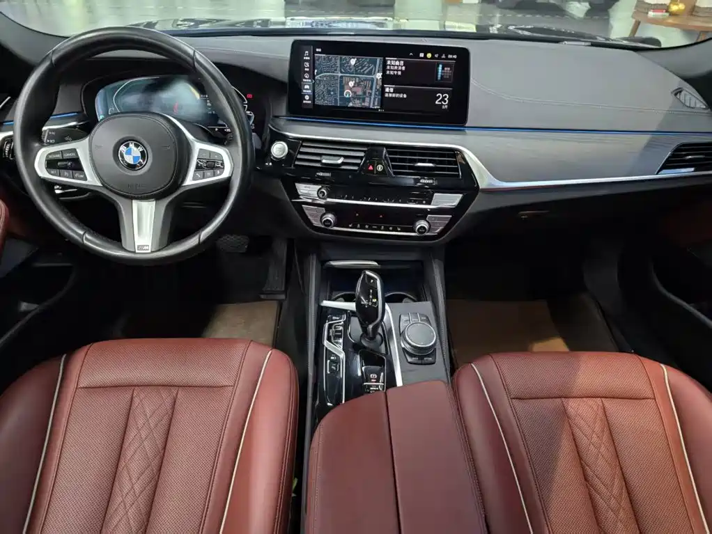 BMW 5 Series New Energy 2021 — фото 12