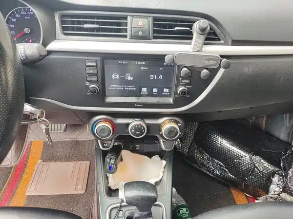 Kia K2 2017