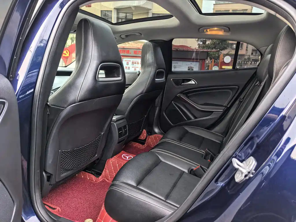 Mercedes-Benz GLA 2016 — фото 10