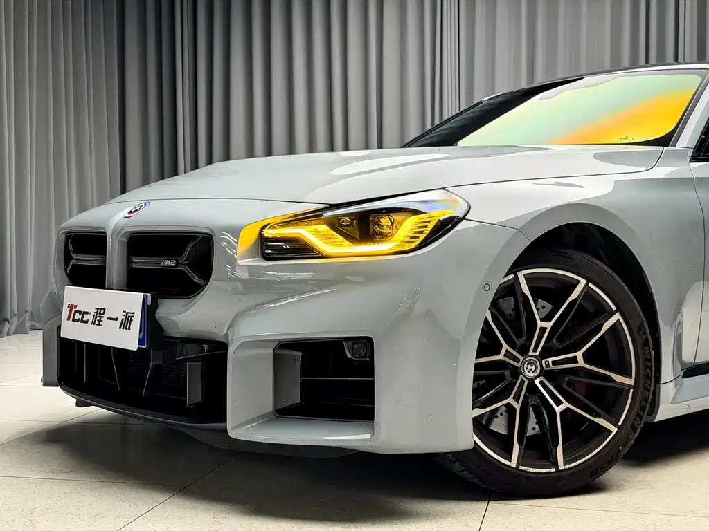 BMW M2 2024 — фото 8