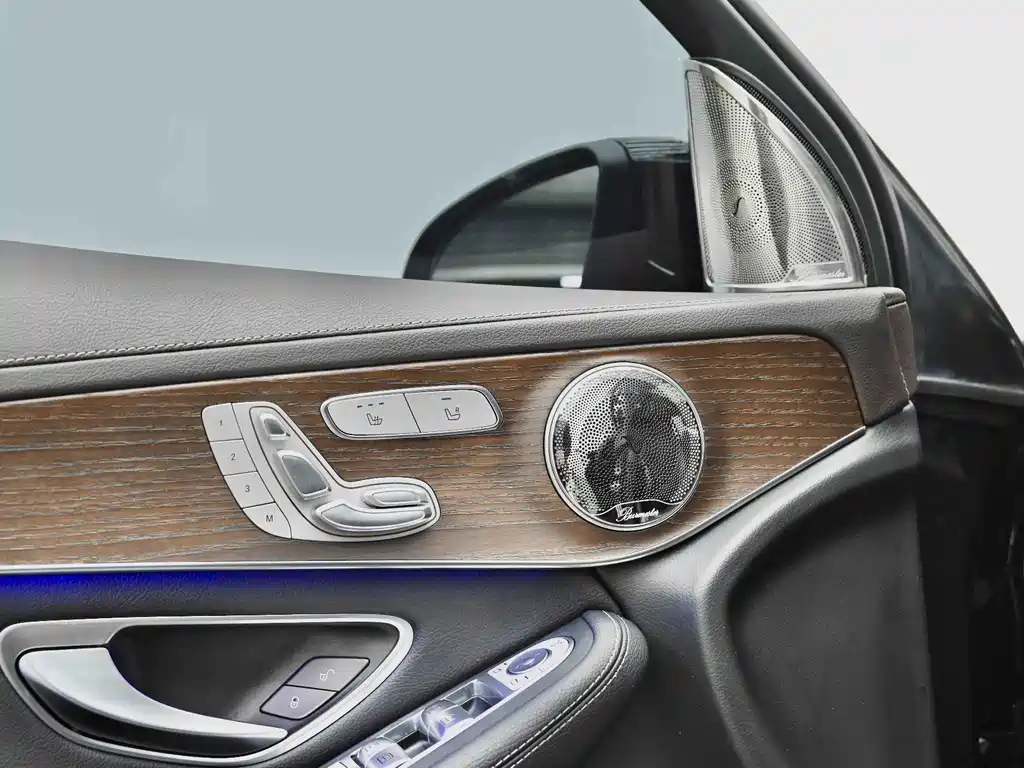 Mercedes-Benz GLC 2022 — фото 14