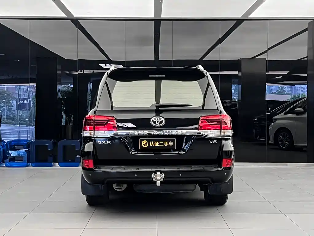 Toyota Land Cruiser 2019 — фото 5
