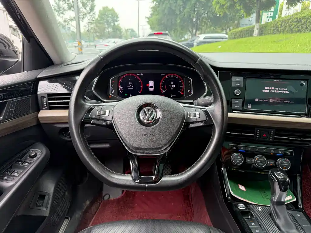Volkswagen Passat 2019 — фото 14