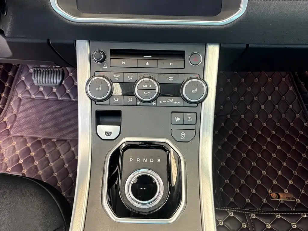 Land Rover Evoque 2019 — фото 13