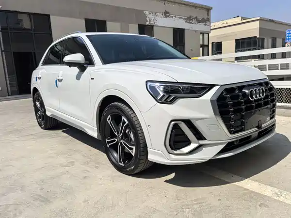 Audi Q3 2022