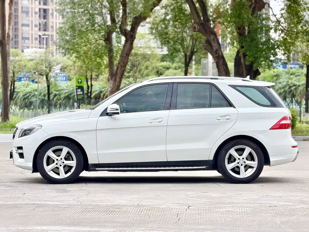 Mercedes-Benz M-Class 2015 — фото 4
