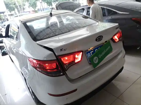 Kia K2 2015