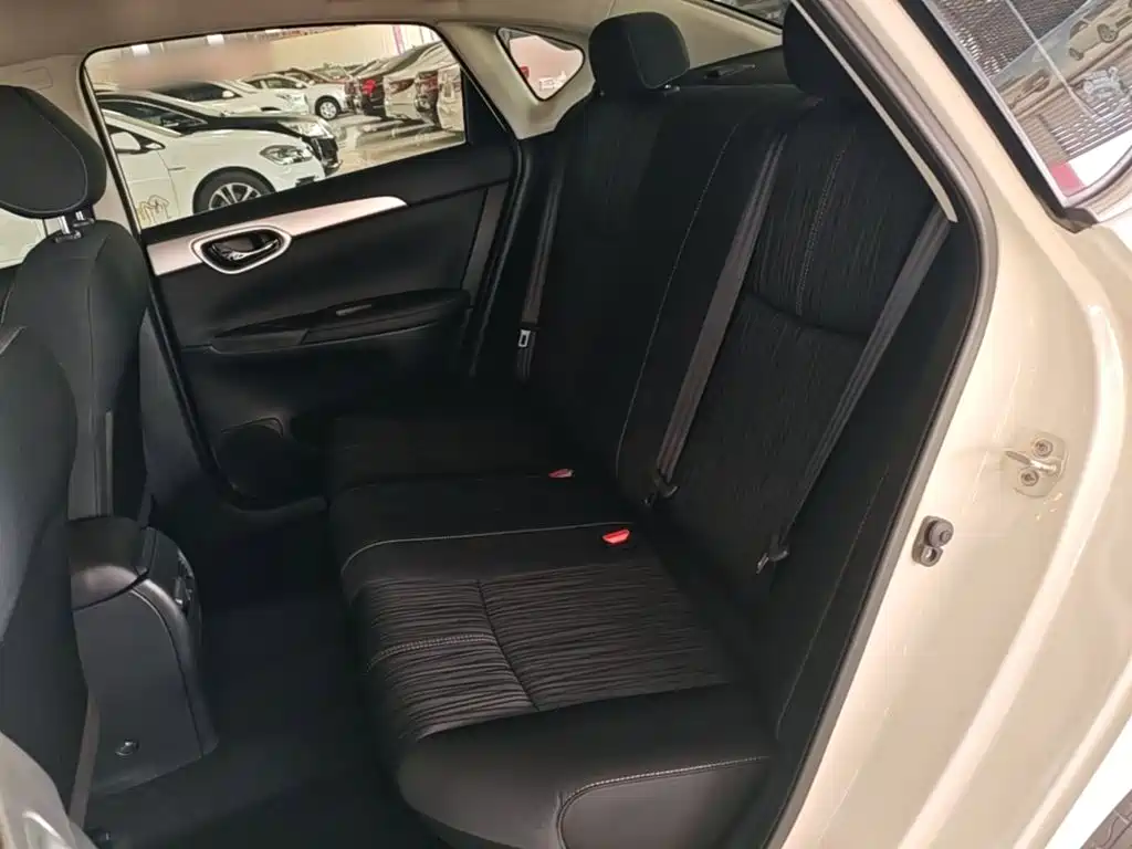 Nissan Sylphy 2023 — фото 17
