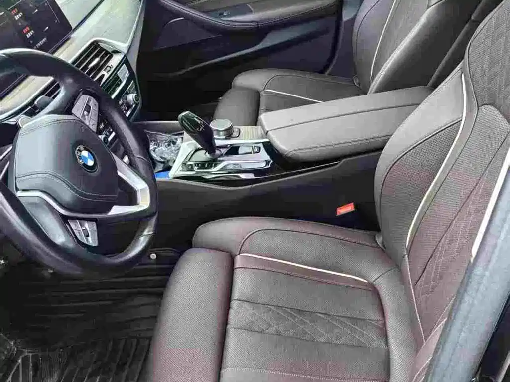 BMW 5 Series 2022 — фото 5