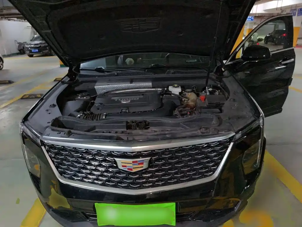 Cadillac XT4 2023 — фото 17