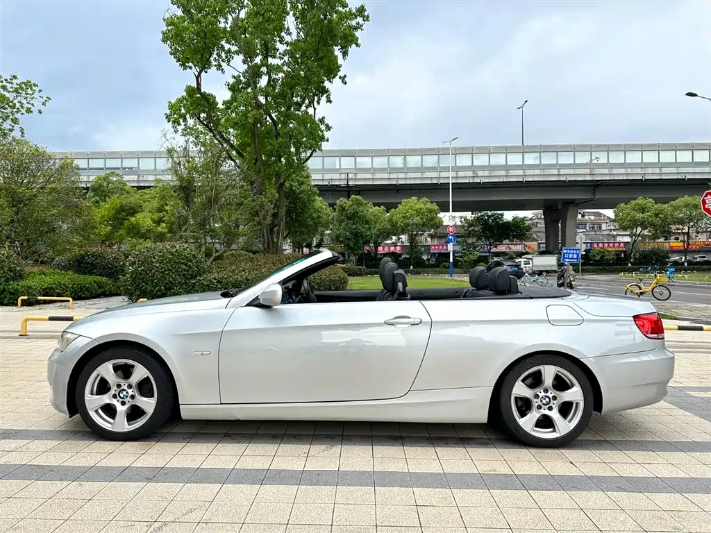 BMW 3 Series 2009