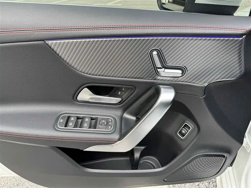 Mercedes-Benz A-Class 2023 — фото 26