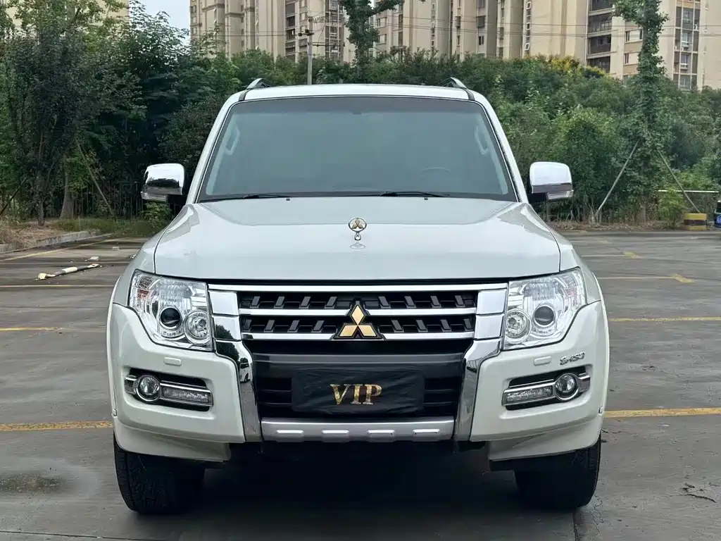 Mitsubishi Pajero 2019 — фото 2
