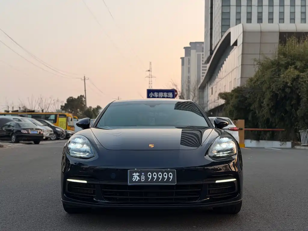 Porsche Panamera 2020 — фото 2