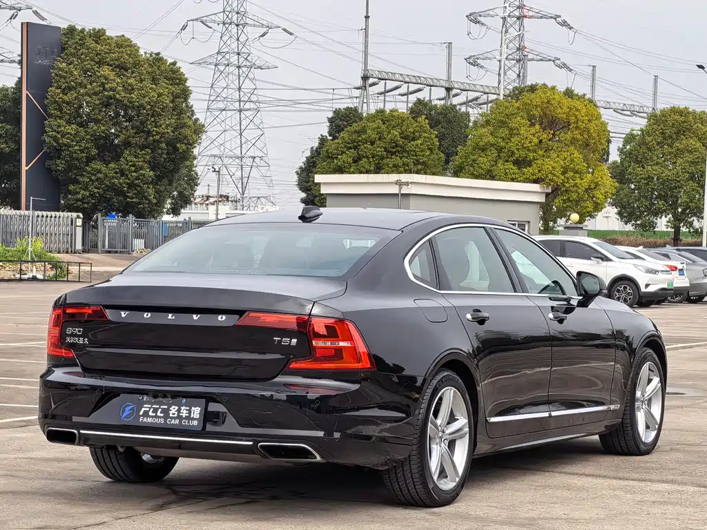 Volvo S90 2018 — фото 6