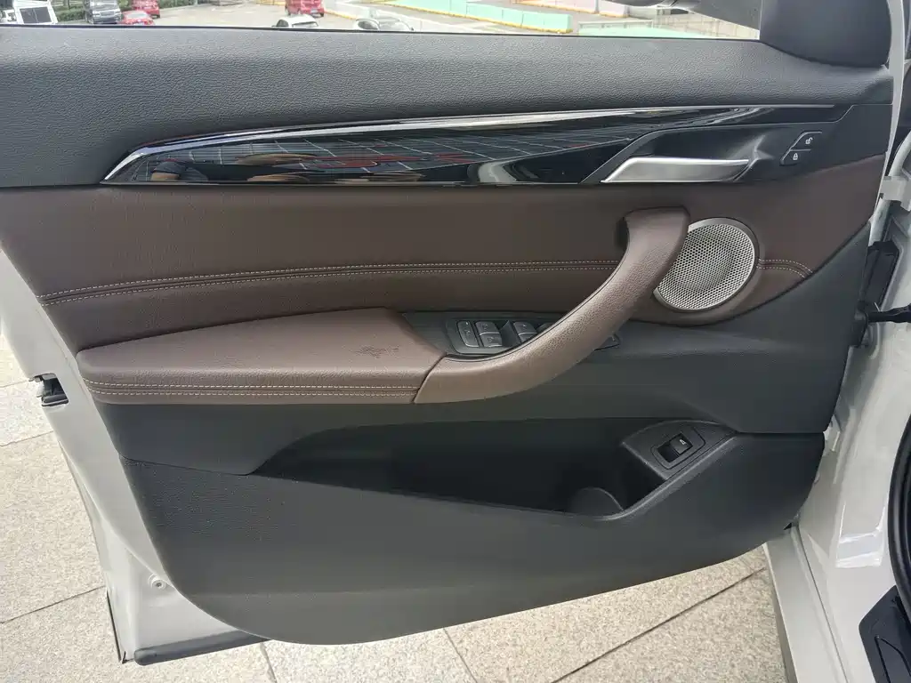 BMW X2 2021 — фото 14