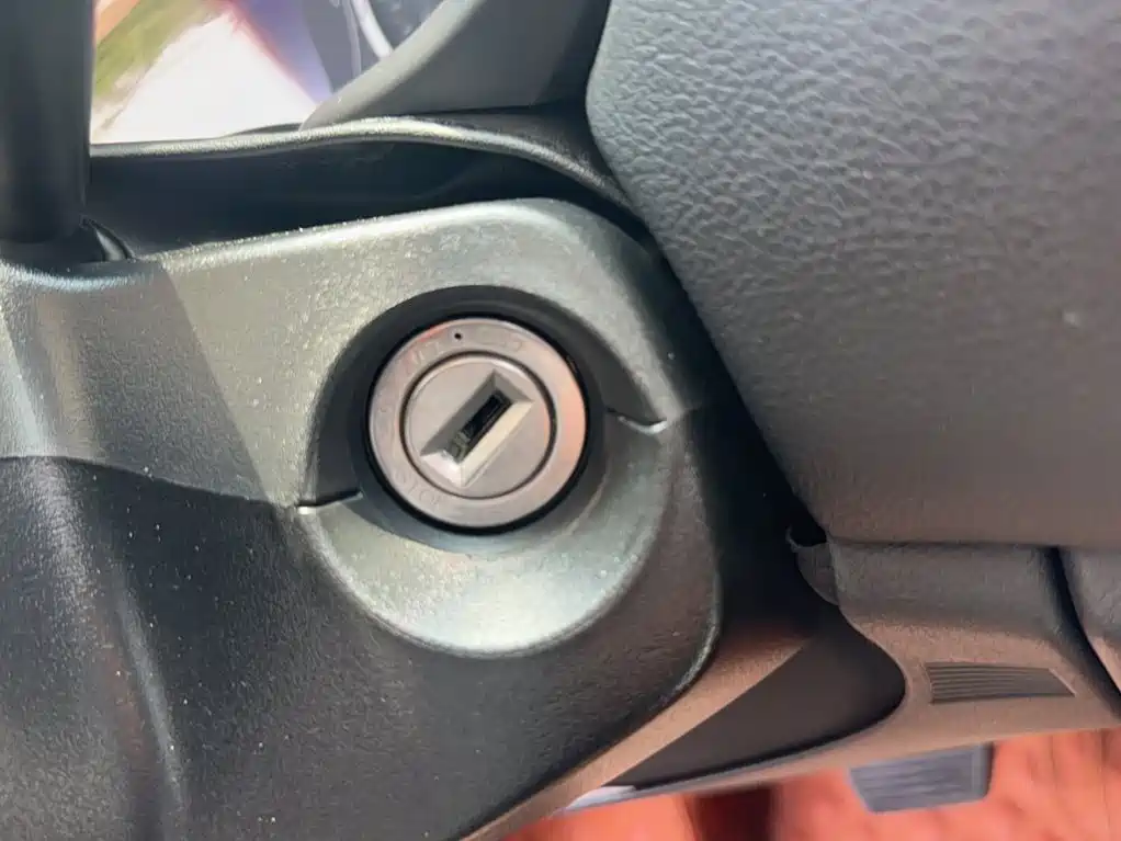 Jeep Renegade 2020 — фото 11