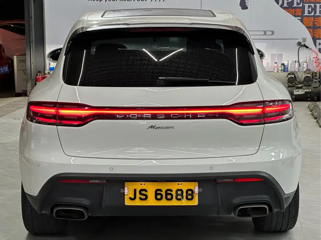 Porsche Macan 2023 — фото 10