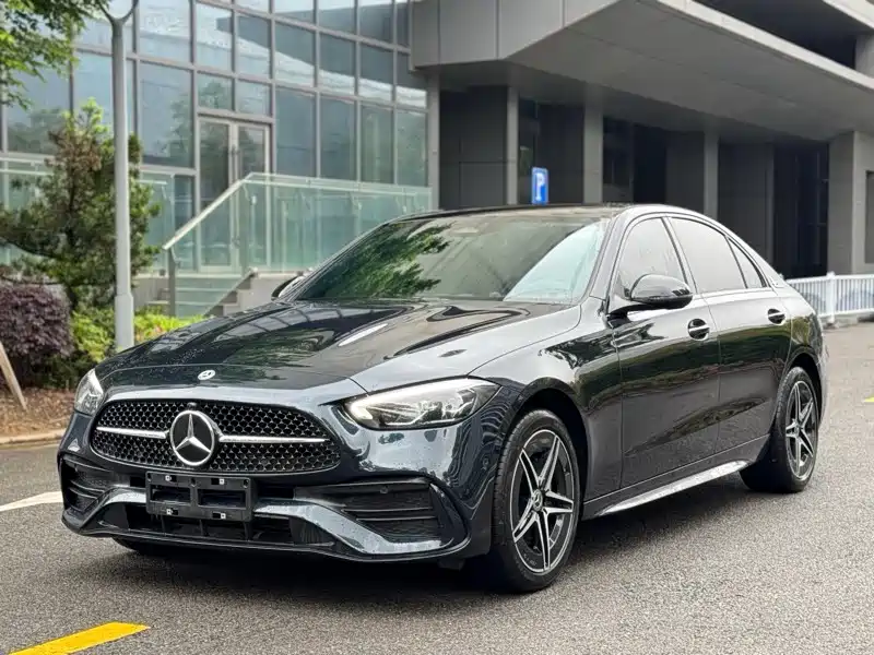 Mercedes-Benz C-Class 2023 — фото 1