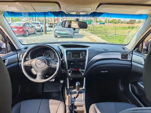 Subaru Forester 2011