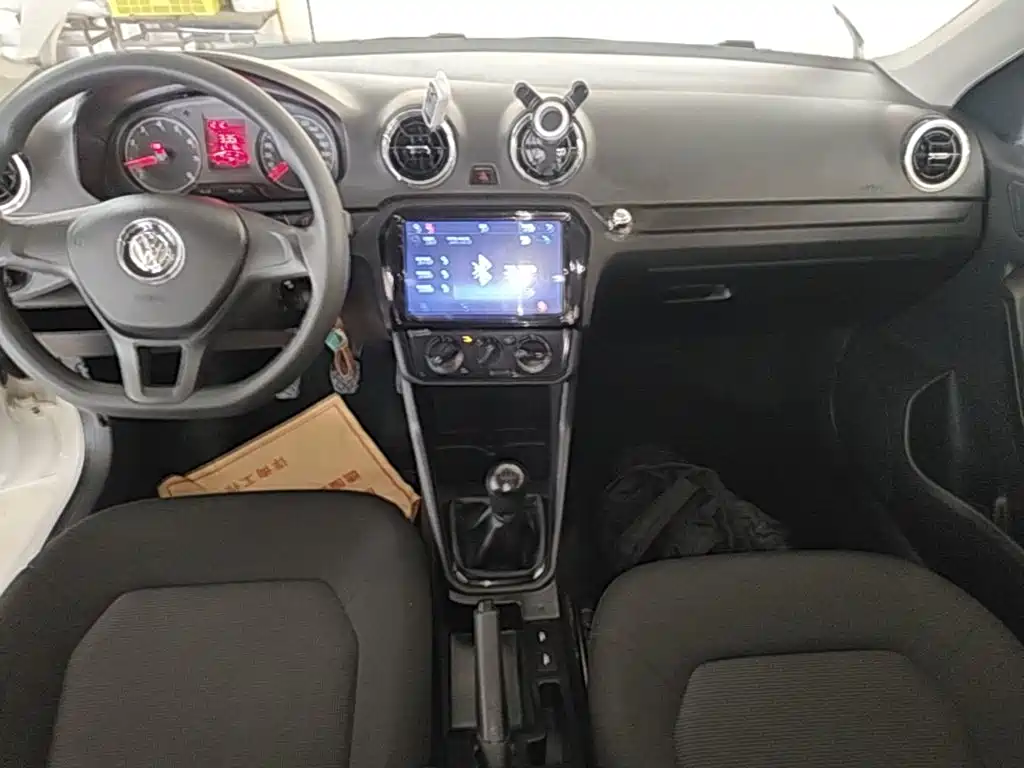 Volkswagen Jetta 2018 — фото 13