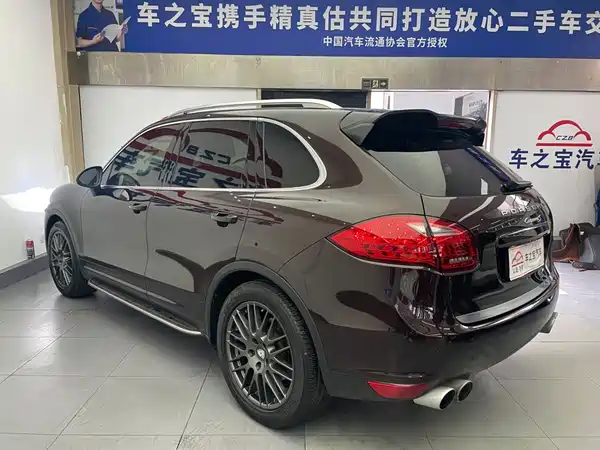 Porsche Cayenne 2014