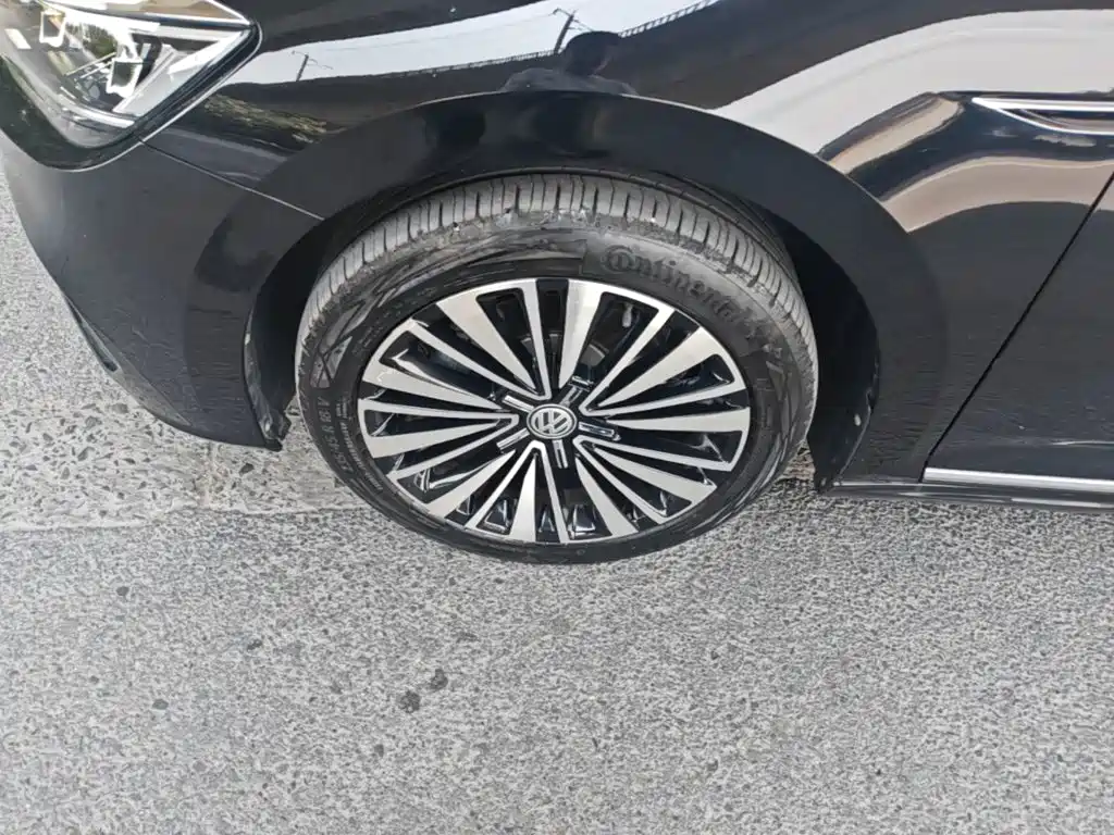 Volkswagen Passat 2019 — фото 23