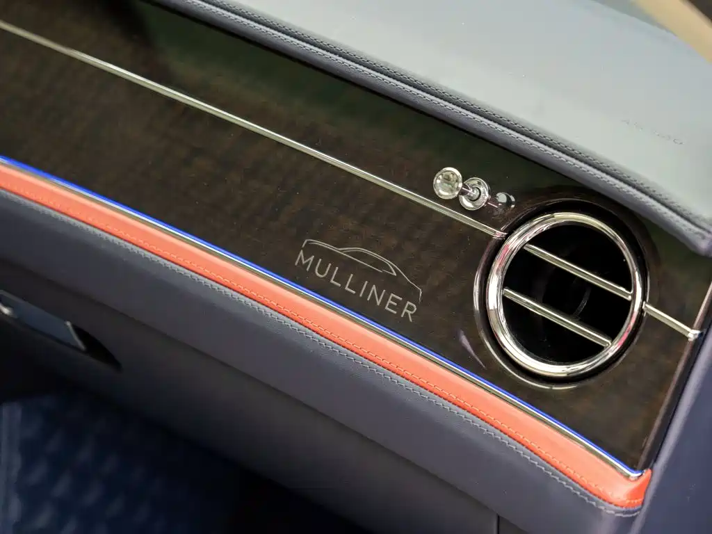 Bentley Flying Spur 2023 — фото 22