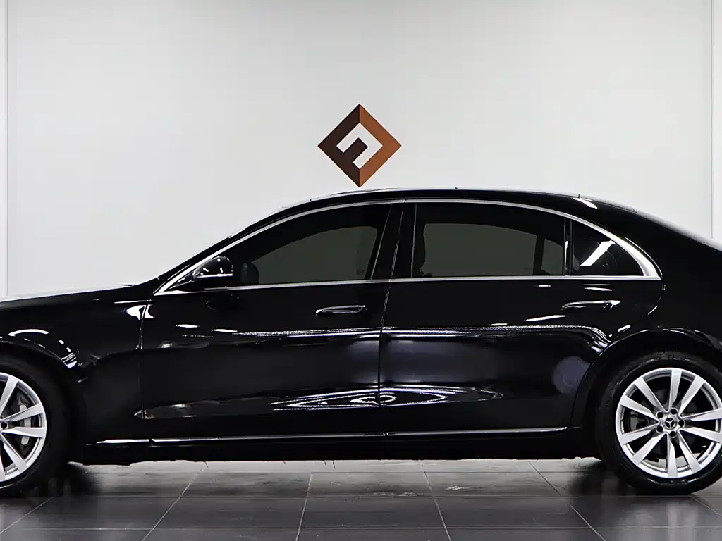 Mercedes-Benz S-Class 2023 — фото 7