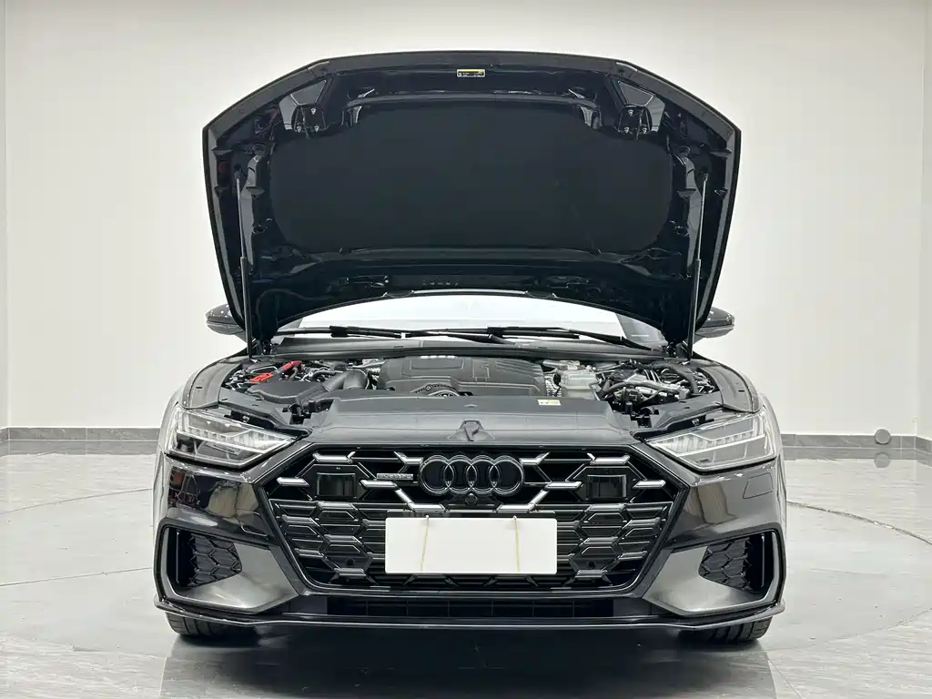 Audi A7L 2024 — фото 25