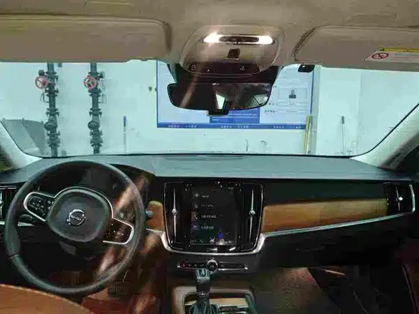 Volvo S90 2019