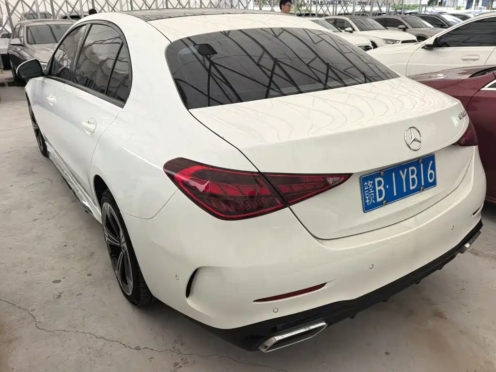 Mercedes-Benz C-Class 2023 — фото 8