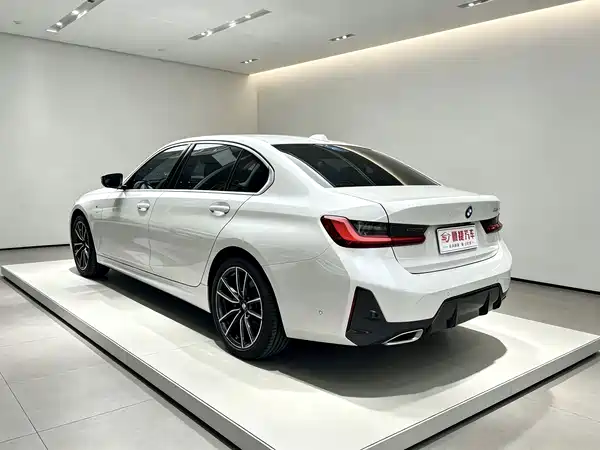 BMW 3 Series 2024